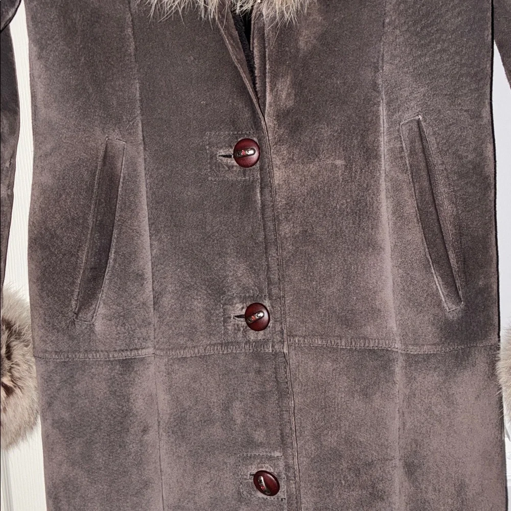 Long Brown Suede Coat with Mink Fur Trim - Women's Size M - Picture 6 of 15